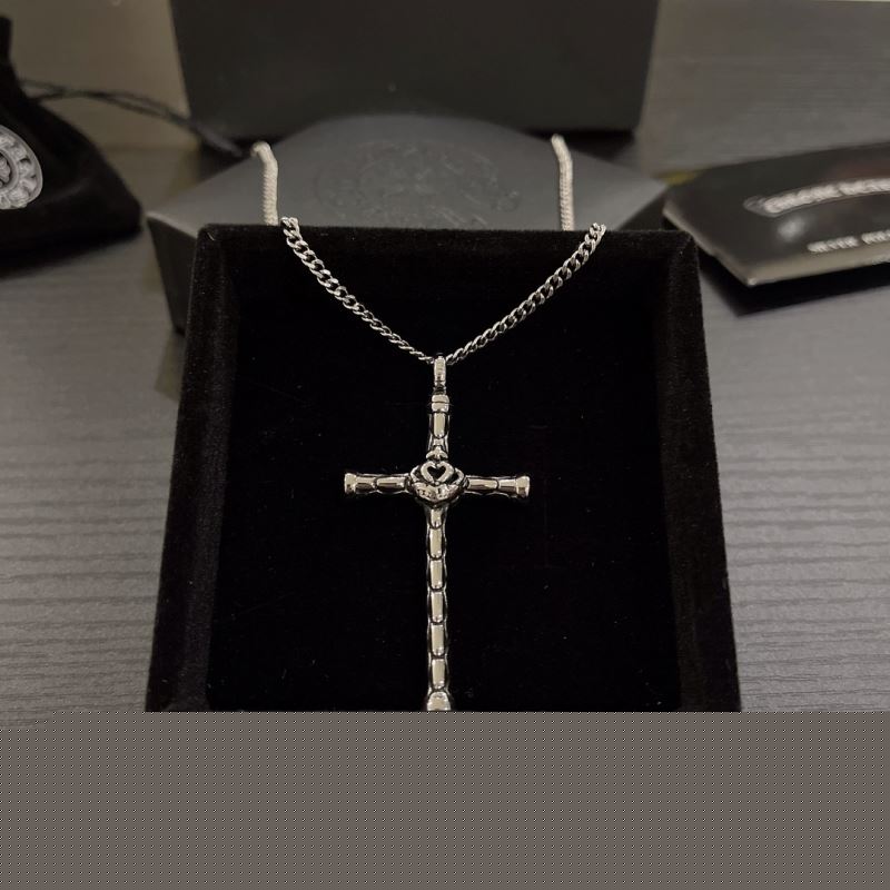 Ch**me He**ts necklaces